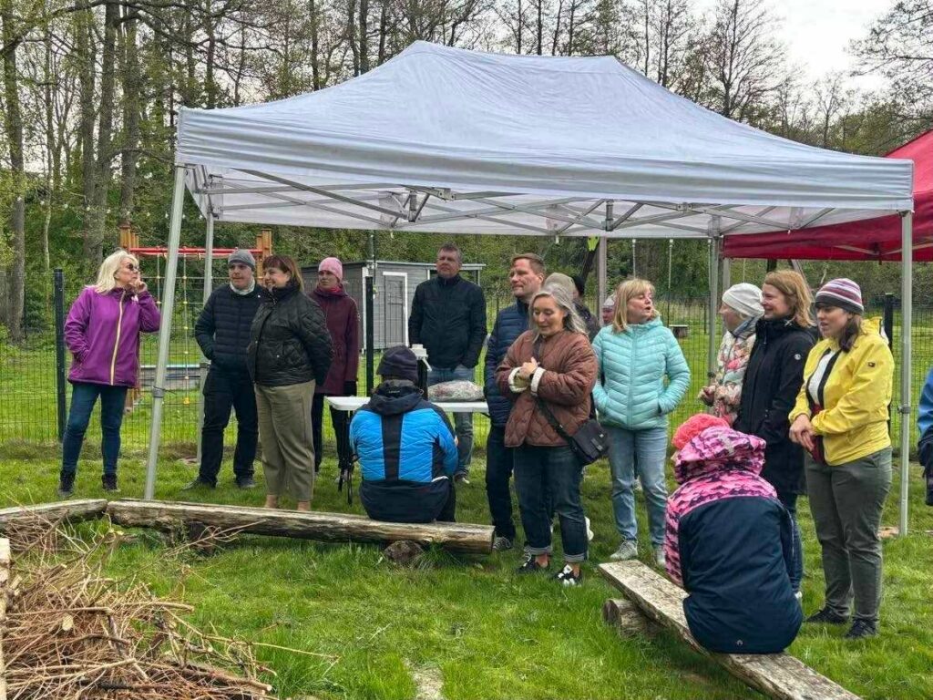 1fde8e80-e3e1-4712-84f9-6d1a31d30153 (1)