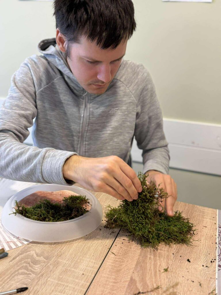 3647df5e-0184-465b-9a75-9239438a5c7f